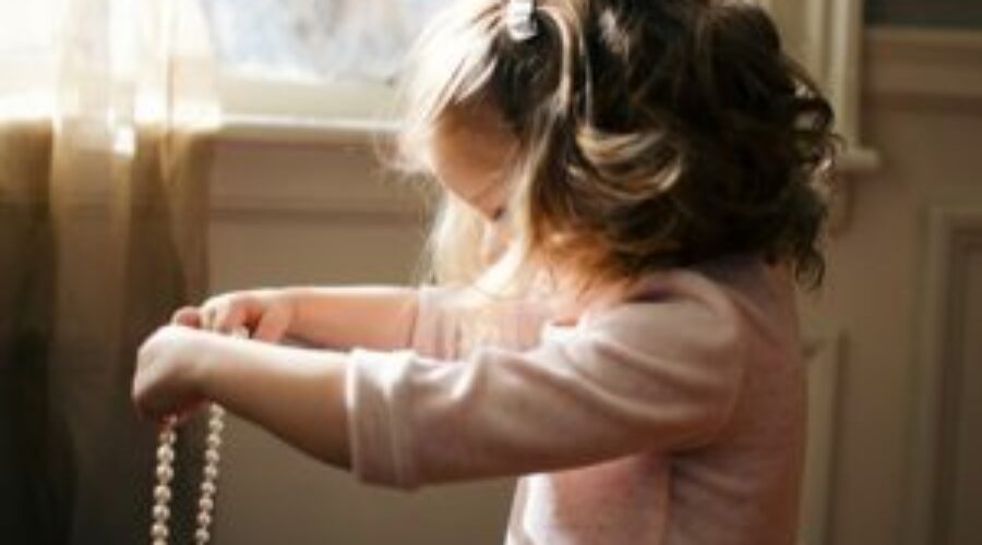 Attenzione alle Fratture nei Bambini: Femore, Polso e Clavicola in Primo Piano